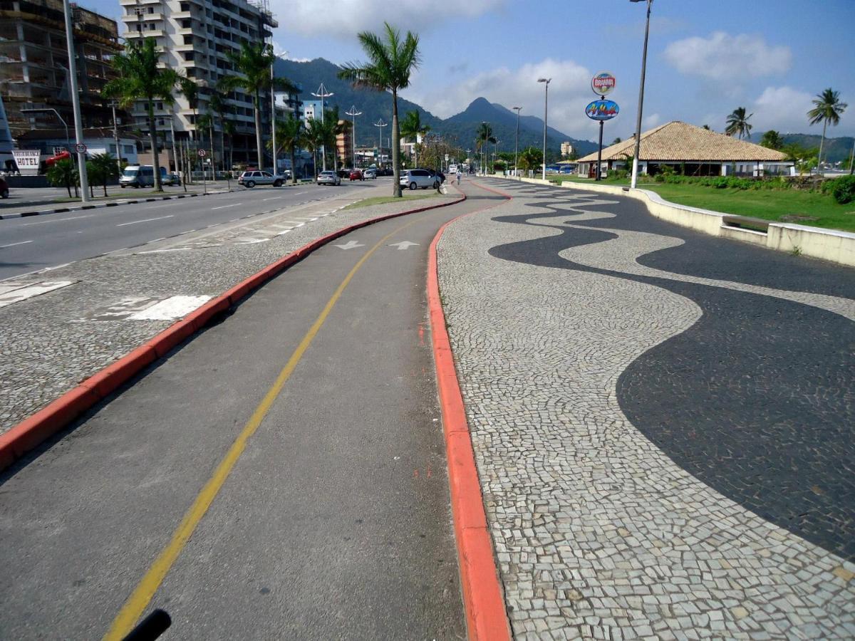 Casa De Praia No Centro De Caraguatatuba Villa Bagian luar foto